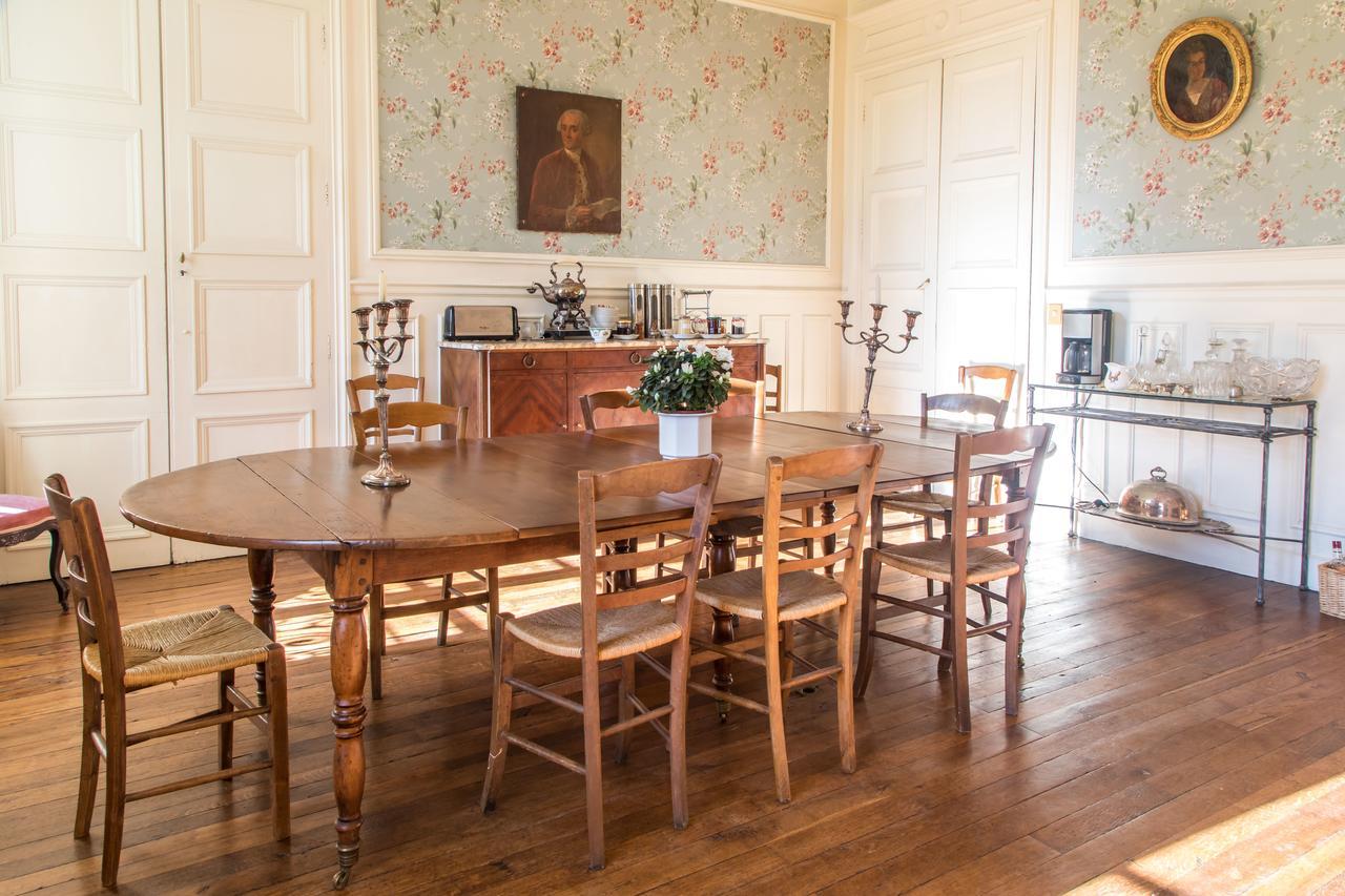 Chambres D'Hotes Chateau De La Puisaye Вернёй-сюр-Авр Экстерьер фото