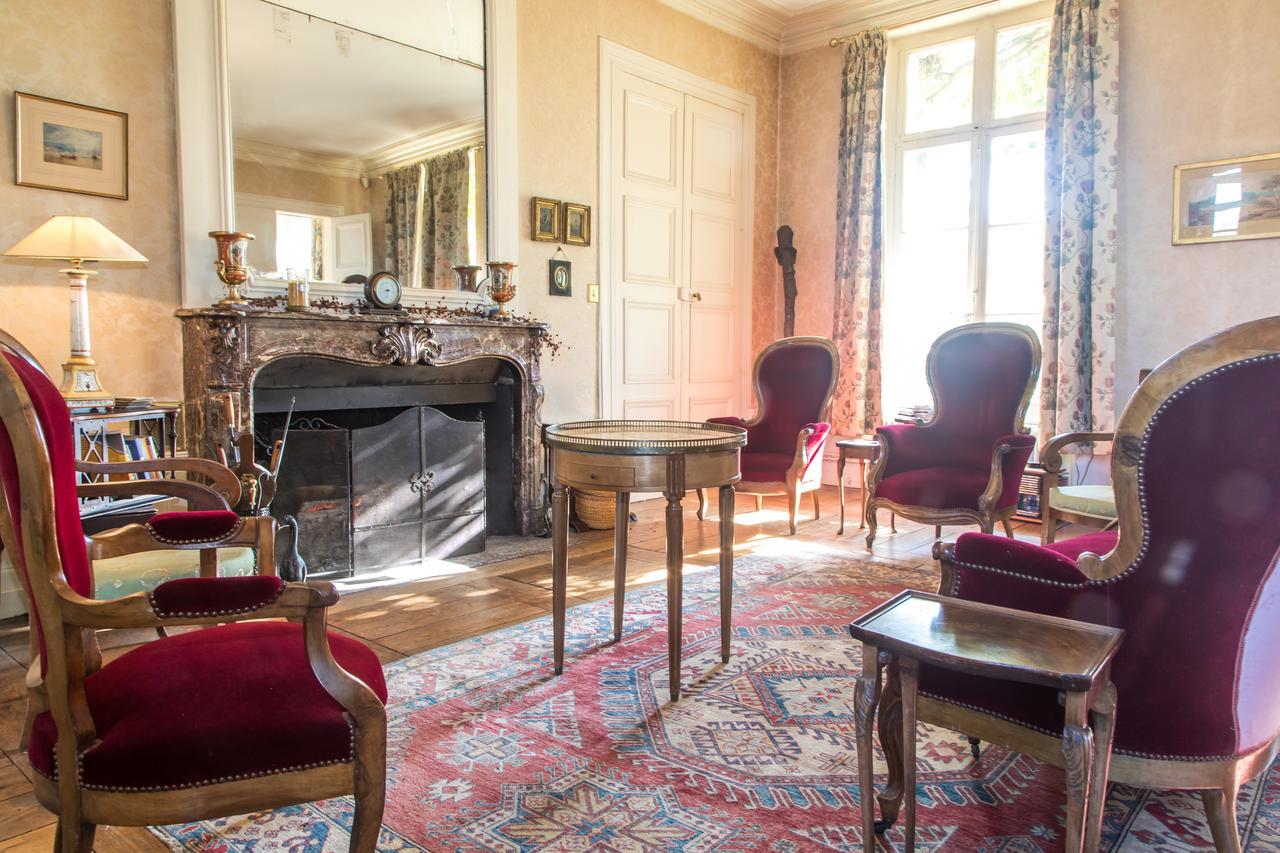 Chambres D'Hotes Chateau De La Puisaye Вернёй-сюр-Авр Экстерьер фото